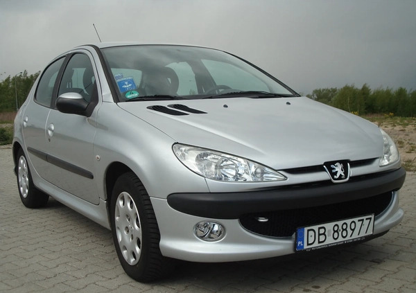Peugeot 206 cena 8800 przebieg: 167000, rok produkcji 2009 z Wałbrzych małe 436